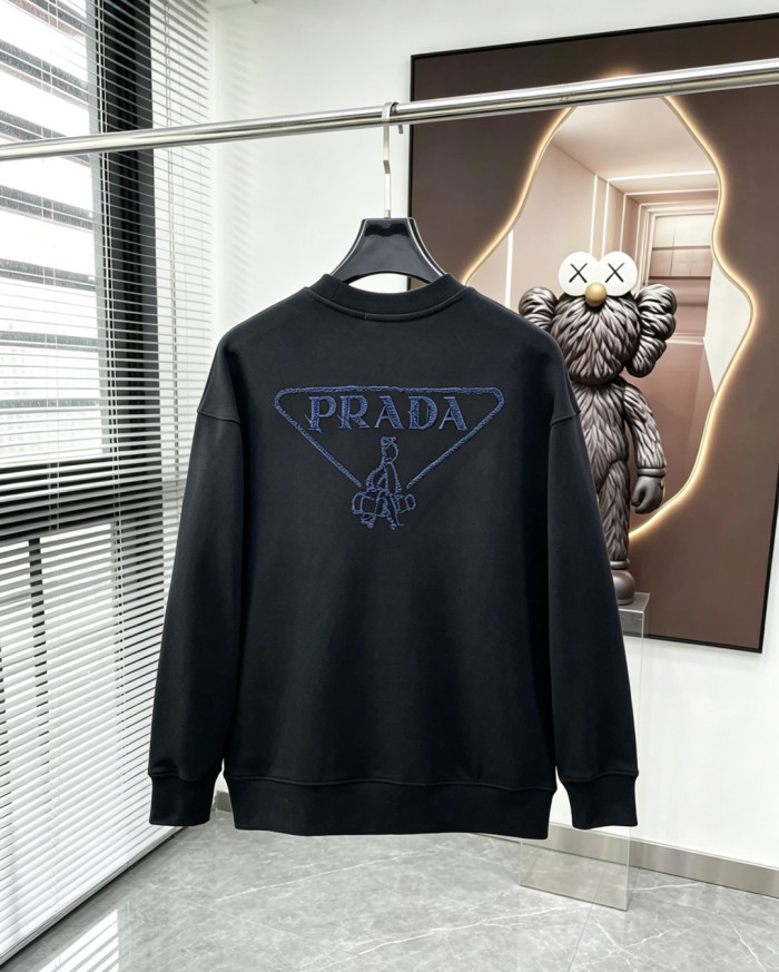 超奇跡の入荷☆ プラダ コピーおすすめ の2026SS 刺繍ラウンドネックの衛衣