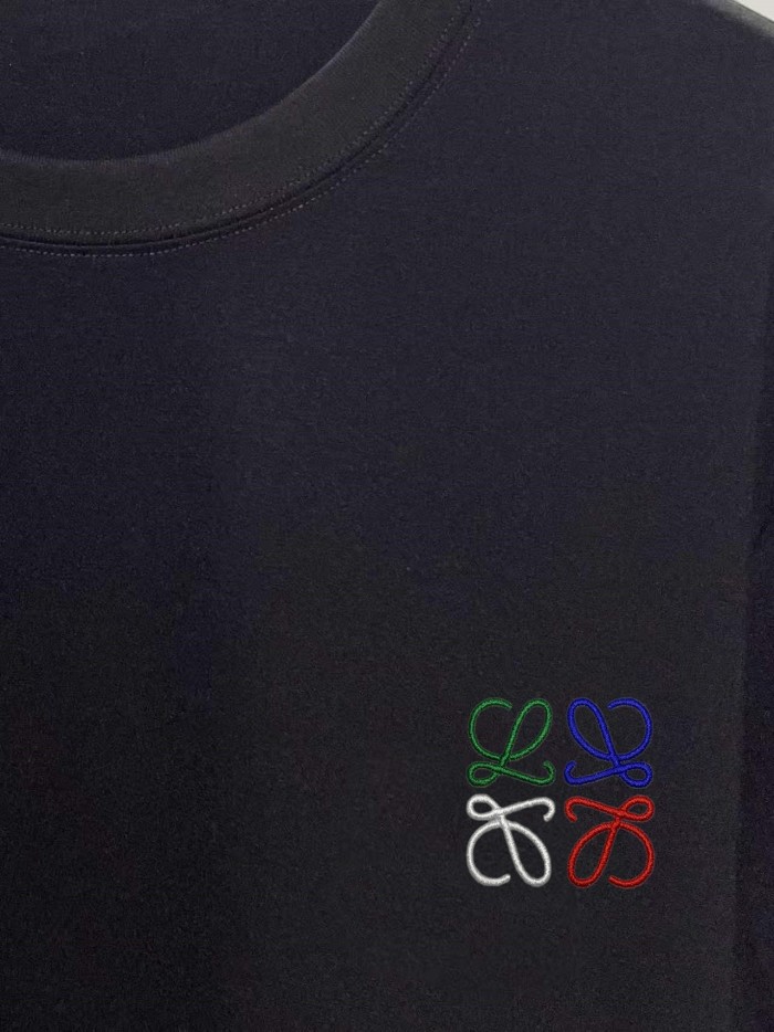 累積売上総額第１位！ロエベ n級品 の2026SS 刺繍長袖Tシャツ