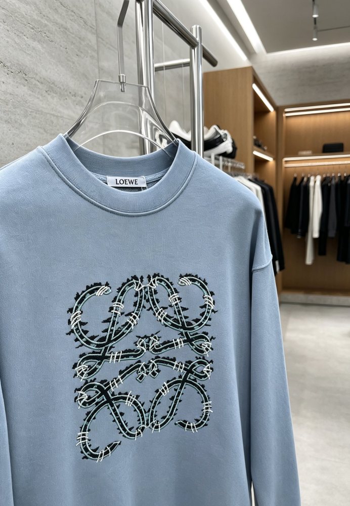 累積売上総額第１位！ ロエベ スーパーコピー の2026SS 刺繍ラウンドネックの衛衣