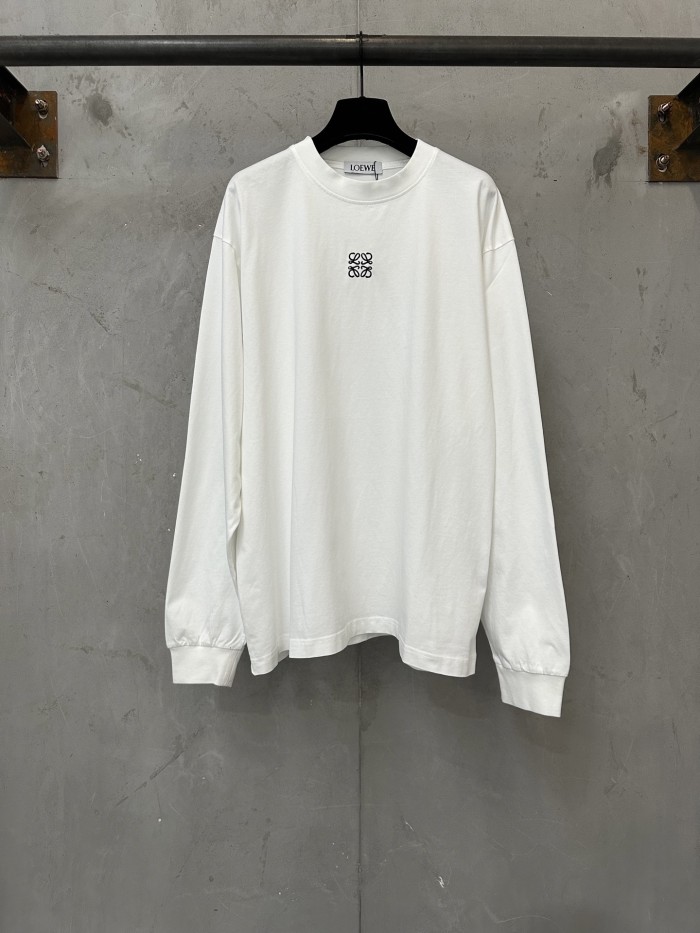 日本未入荷 ロエベ コピーおすすめ の2026SS ロングスリーブTシャツ