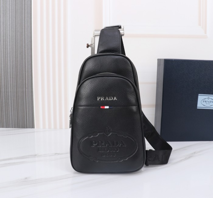 累積売上総額第１位！プラダ n級品 2026SS メンズ  ショルダーバック