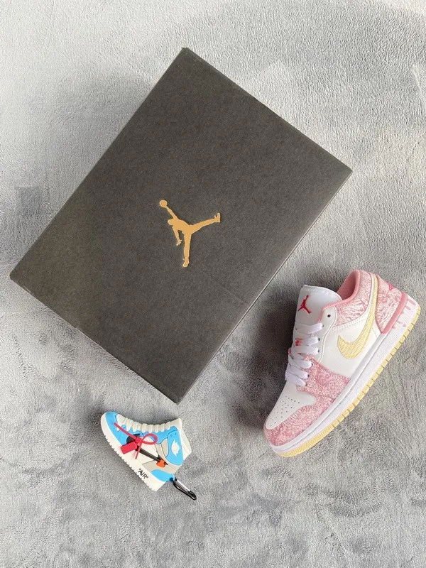 LJR Air Jordan 1 Low SE GS Paint Drip CW7104-601