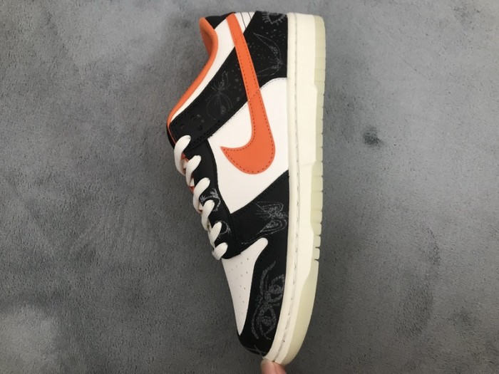 OG Nike Dunk Low Halloween DD3357-100