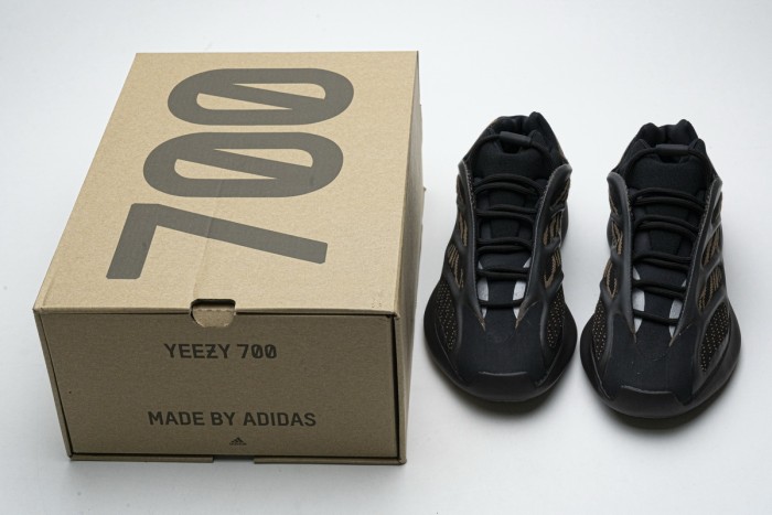 OG Adidas Yeezy 700 V3 Clay Brown GY0189