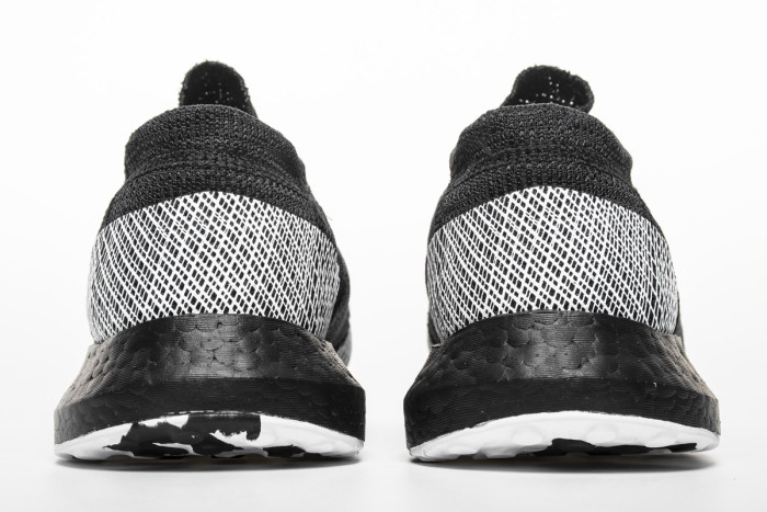 LJR adidas Ultra Boost GO LTD  Core Black/Carbon-Footwear White  BB7804