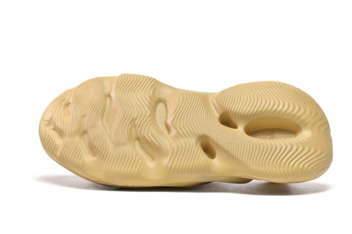 OG adidas Yeezy Foam Runner Desert Sand GV6843