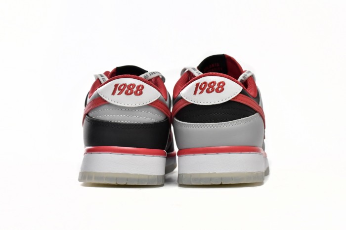 OG Nike Dunk Low Gray, black And Red DR6189-001