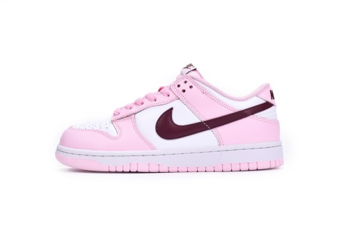 LJR Nike SB Dunk Low（GS）Strawberry Powder CW1590-601