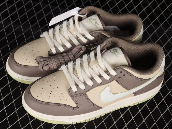 LJR SB Dunk Low Khaki/Off White/Green FB4960-210