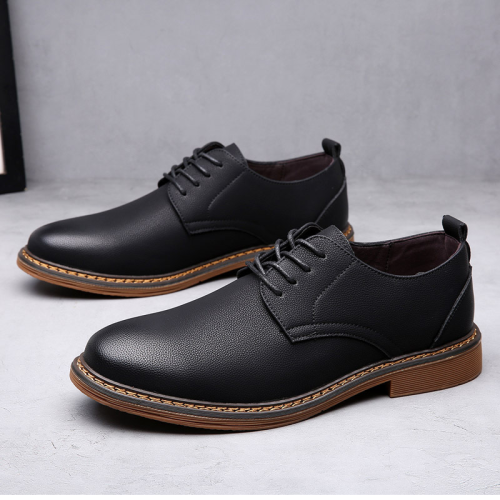 Trendy business retro leather shoes