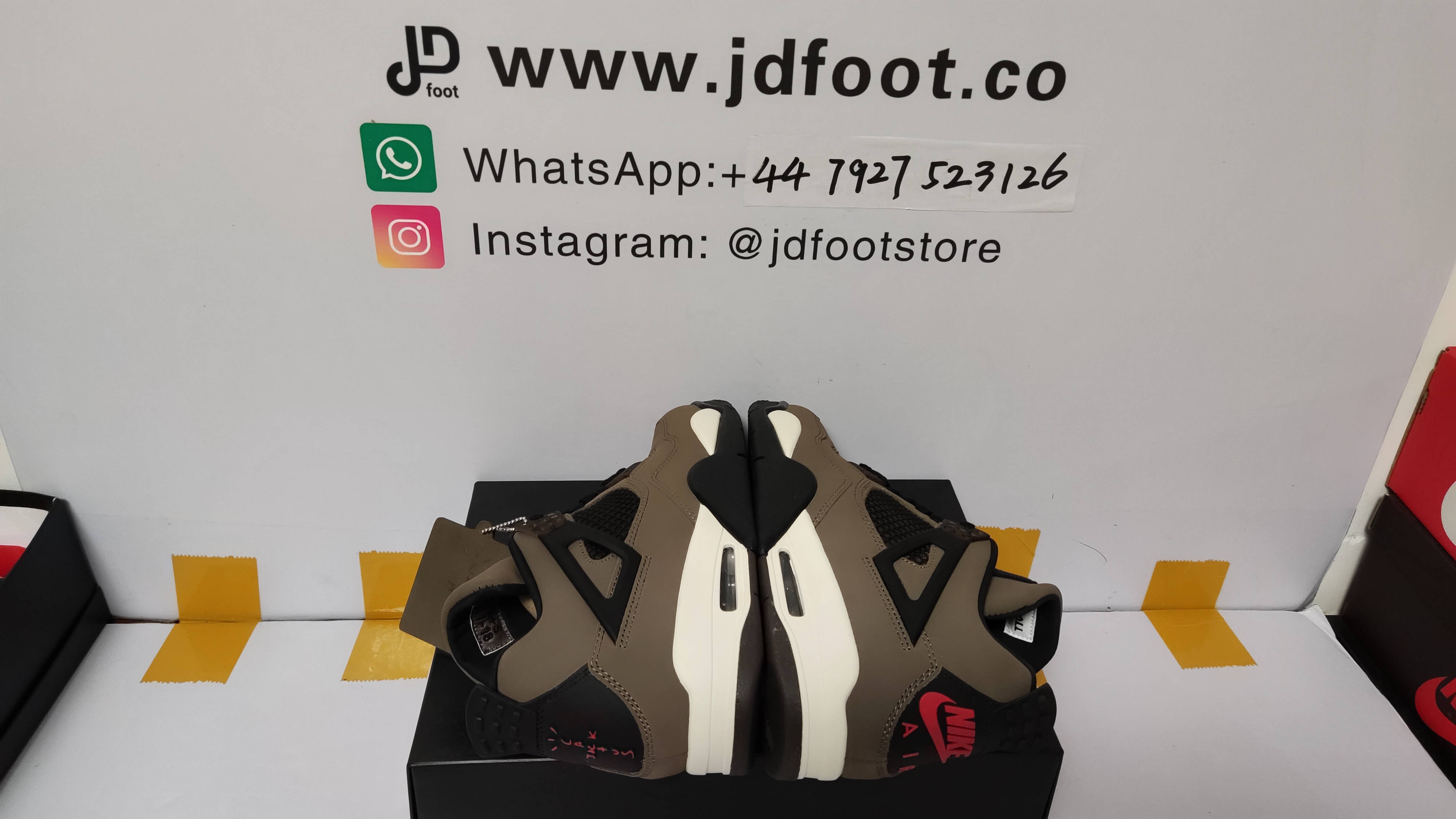 QC Picture Replica Jordan 4 Retro Brown × Travis Scott From Jdfoot