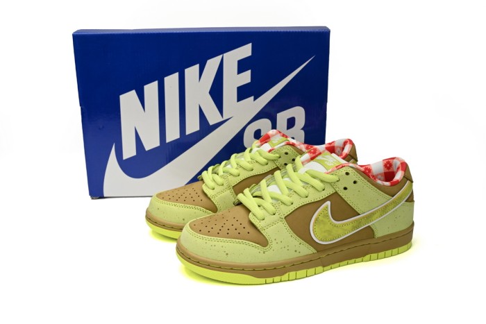 LJR CONCEPTS × Nike Dunk SB Fluorescent Yellow Lobster BV1310-566