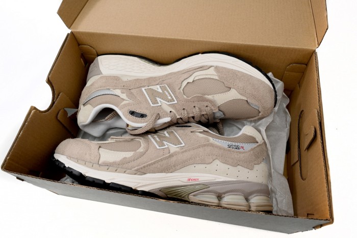 LJR New Balance 2002R Shallow Khaki M2002RDL