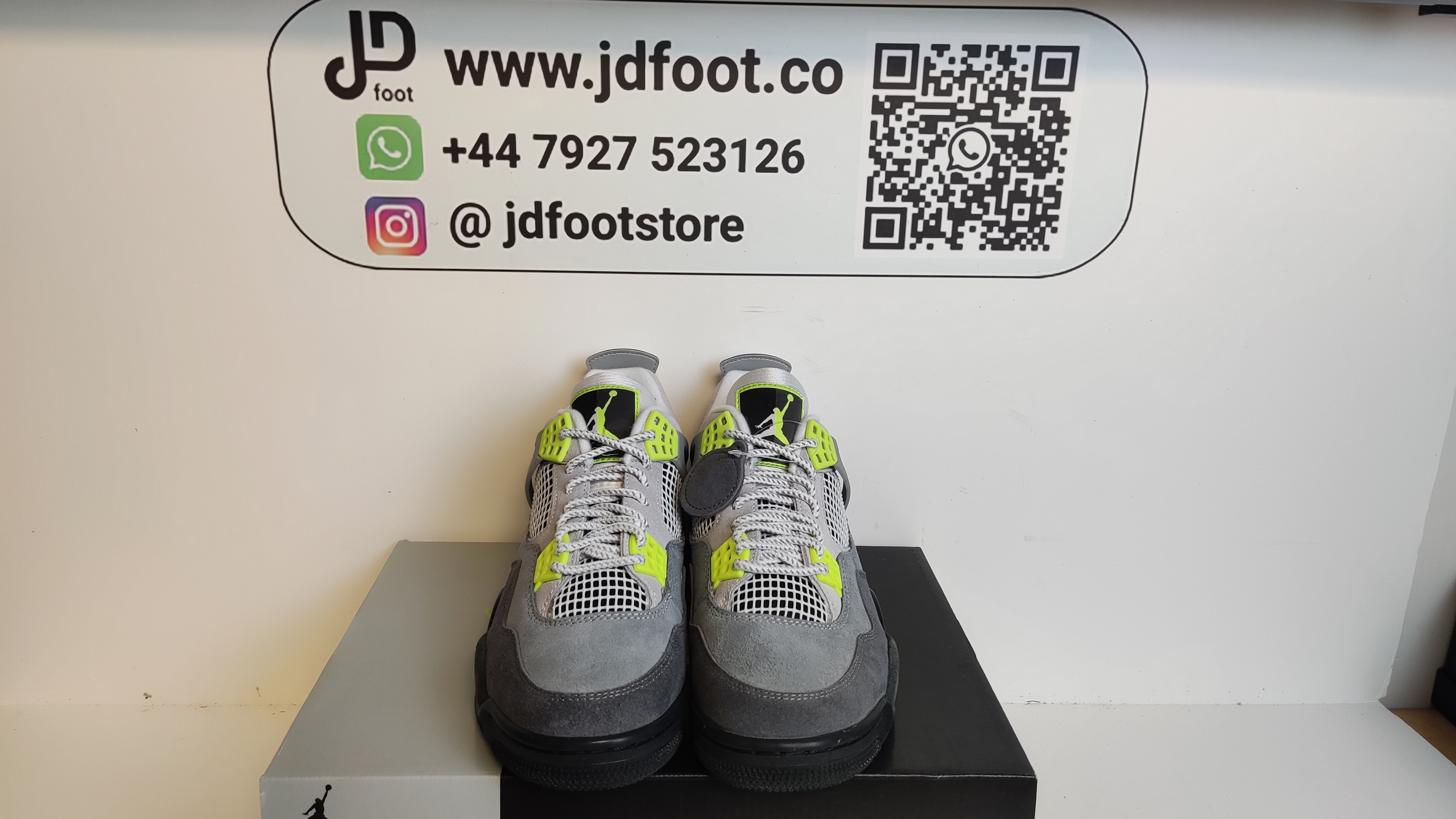 QC Picture Replica Jordan 4 Retro SE Neon From Jdfoot
