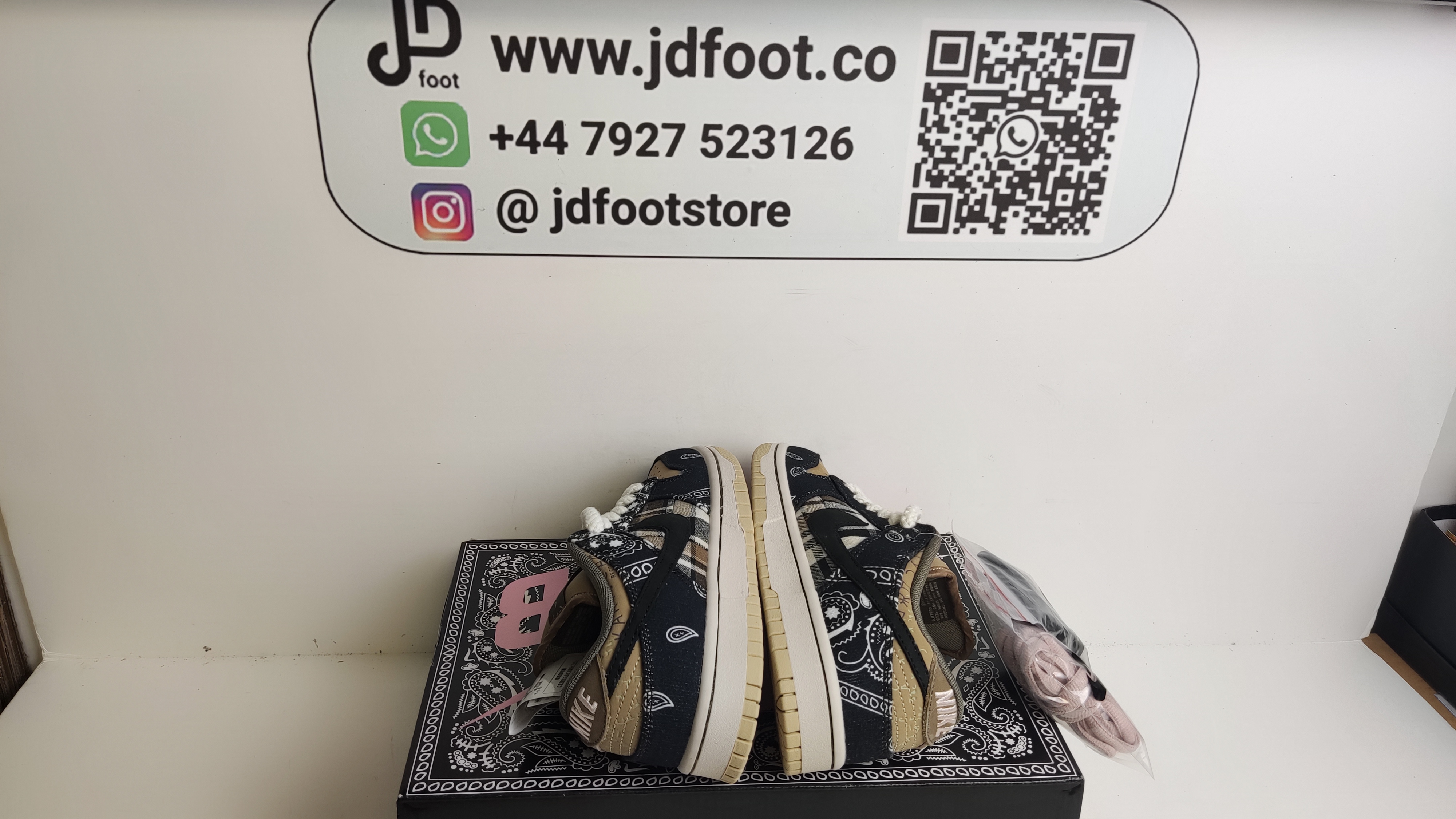 QC Picture Travis Scott x Replica Nike Dunk Low From Jdfoot