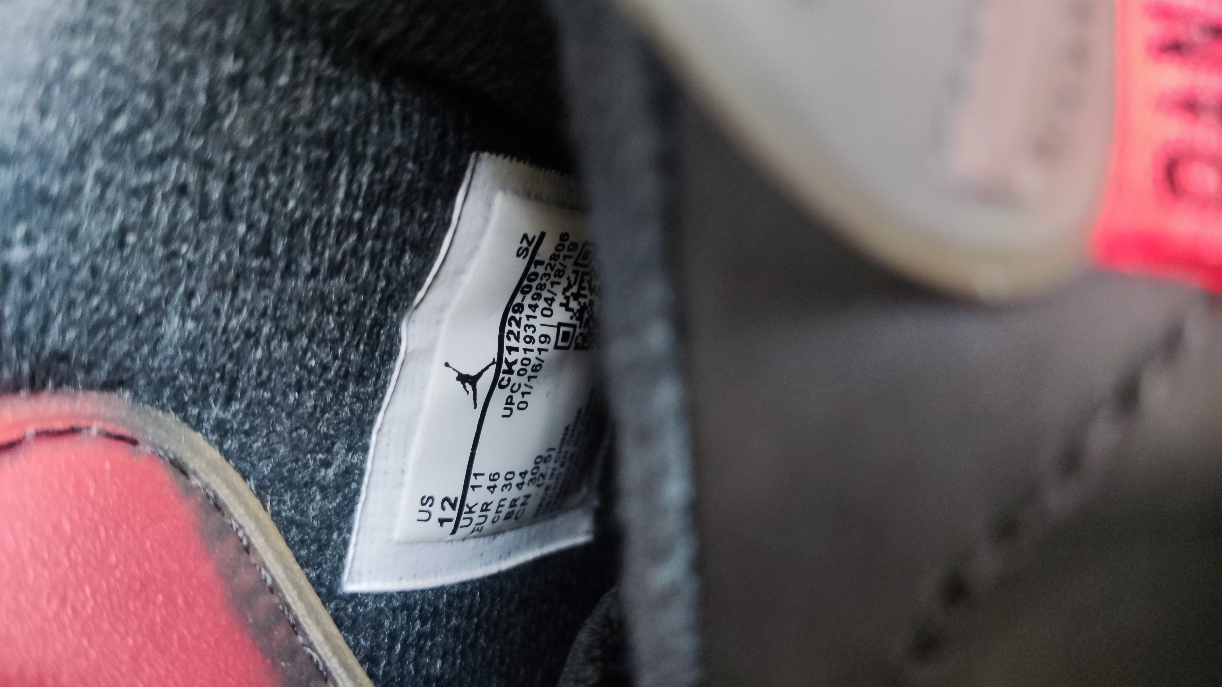 QC Picture Replica Jordan 6 Retro PSG Paris Saint-Germain From Jdfoot