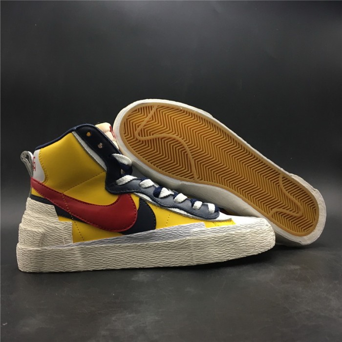 NIKE BLAZER MID SACAI SNOW BEACH