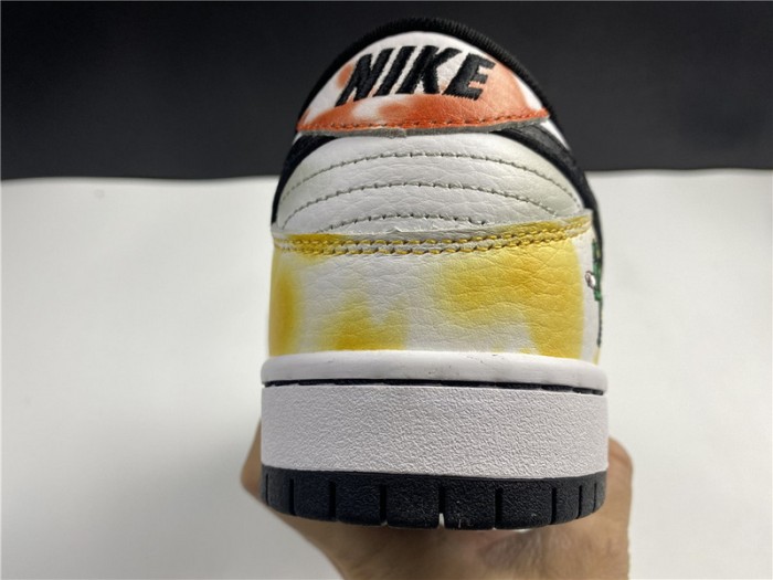 NIKE SB DUNK LOW RAYGUN TIE-DYE WHITE