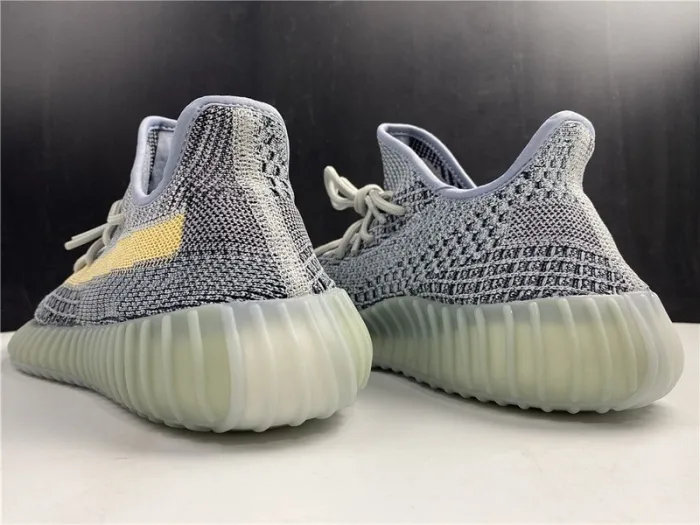 YEEZY BOOST 350 V2 ASH BLUE