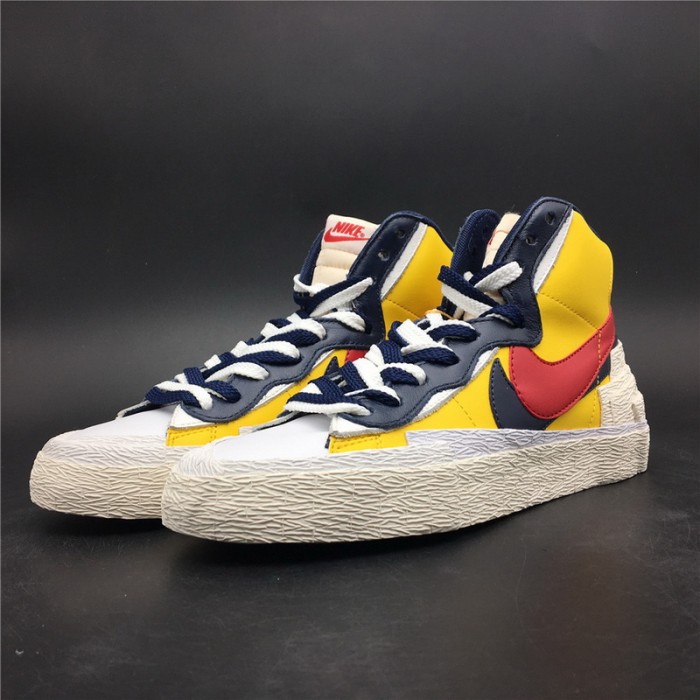 NIKE BLAZER MID SACAI SNOW BEACH