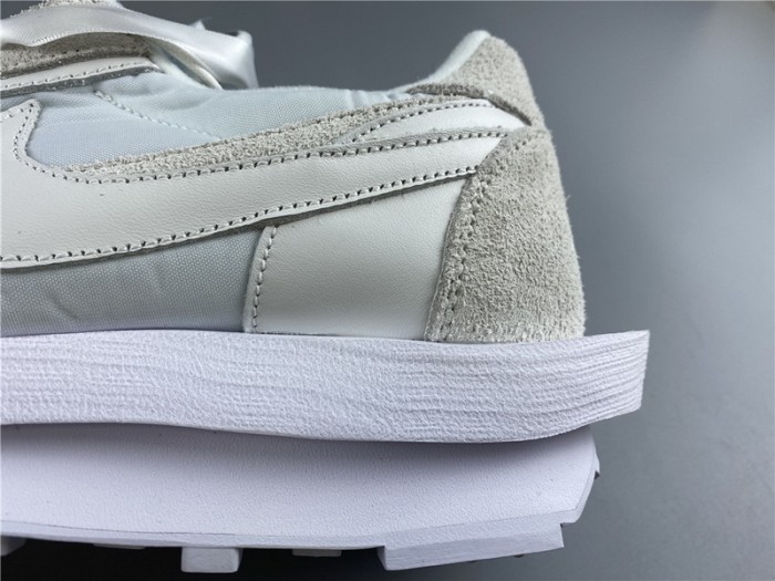 NIKE LD WAFFLE SACAI WHITE NYLON