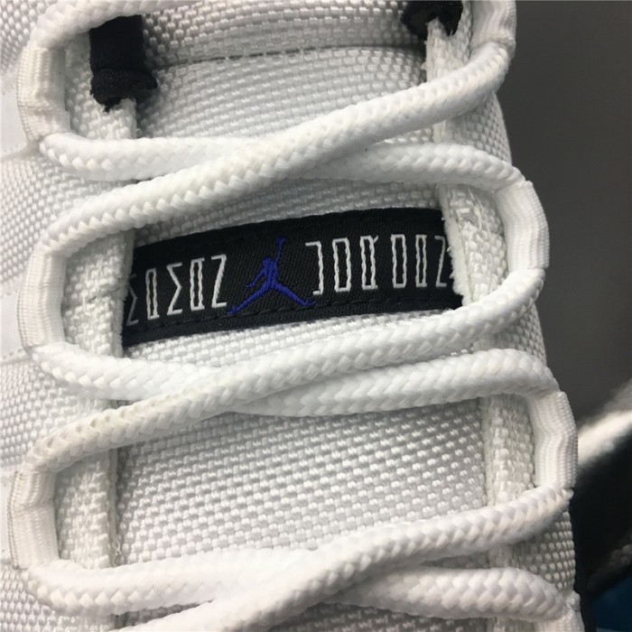 JORDAN 11 RETRO LOW CONCORD