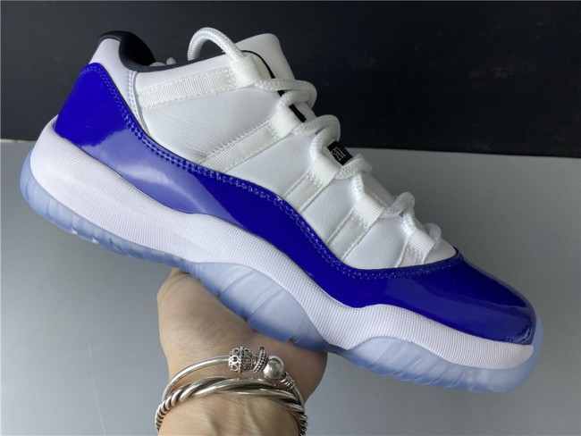 Jordan 11 Retro Low White Concord