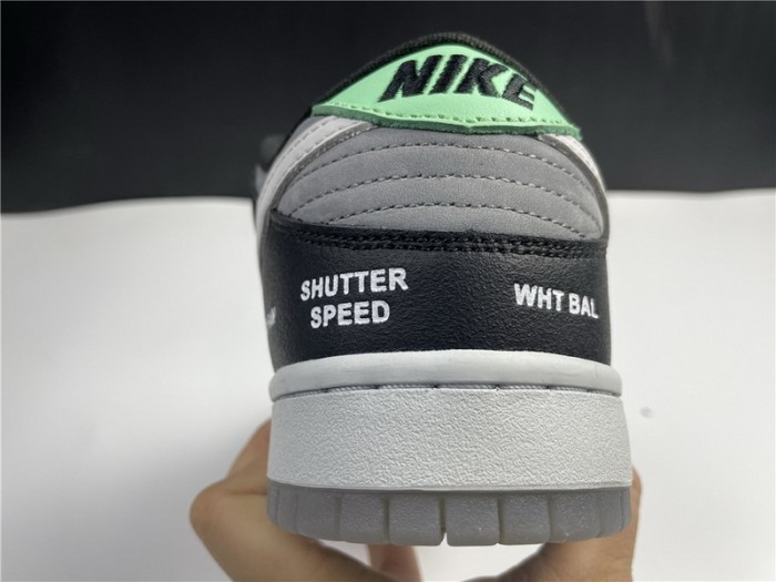NIKE SB DUNK LOW VX1000