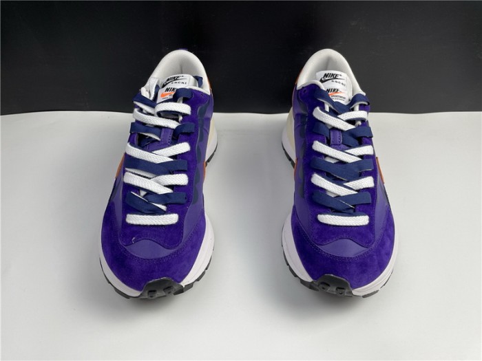 NIKE VAPORWAFFLE SACAI DARK IRIS