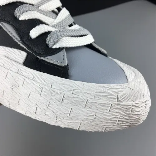 BLAZER MID SACAI BLACK GREY