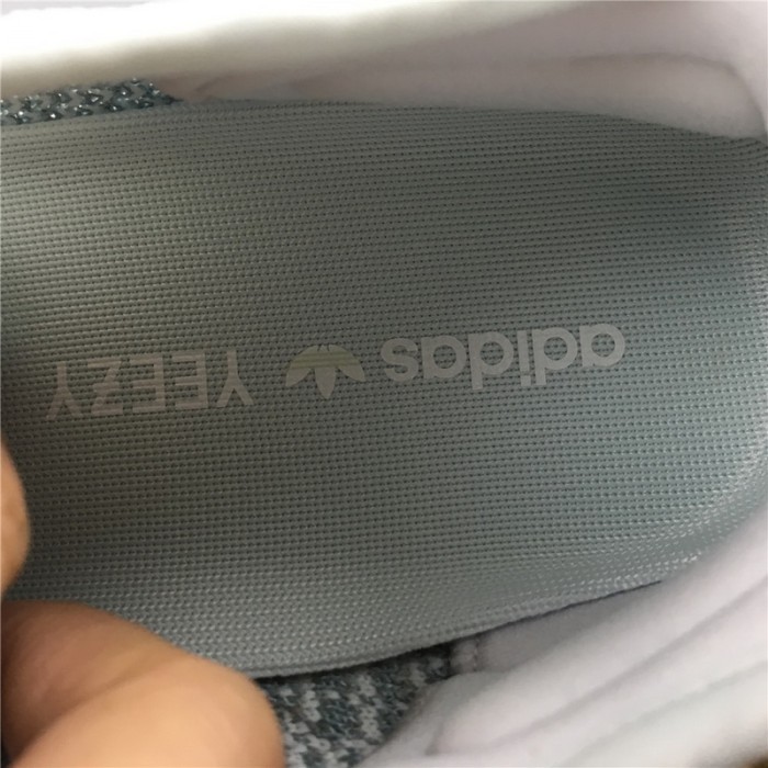 YEEZY BOOST 350 V2 CLOUD WHITE (REFLECTIVE)