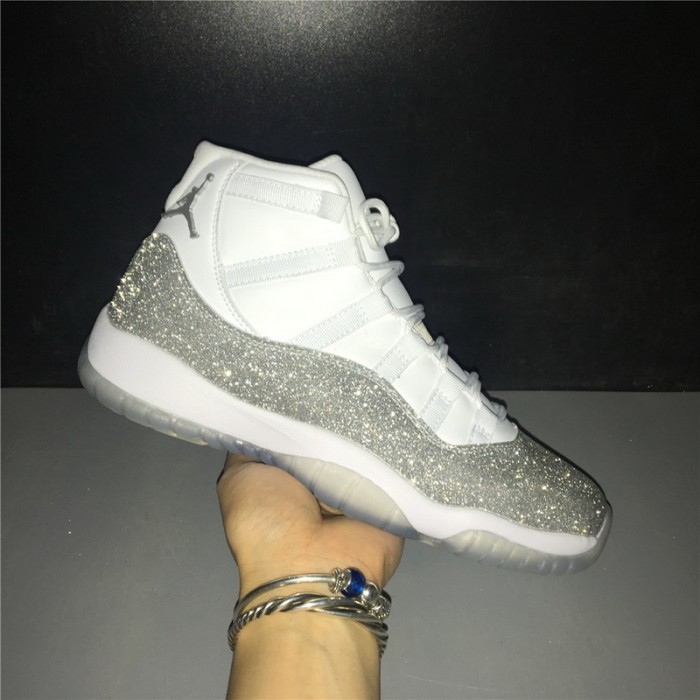 JORDAN 11 RETRO WHITE METALLIC SILVER (W)