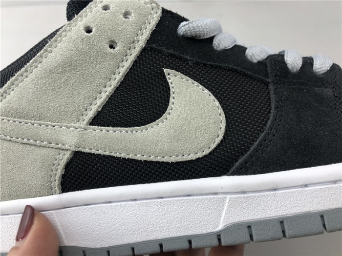 NIKE SB ZOOM DUNK LOW PRO BLACK/WOLF GREY-WHITE
