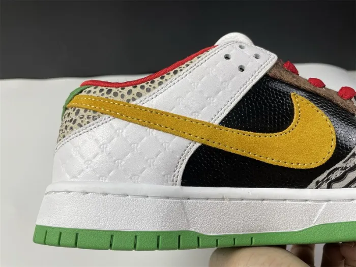 NIKE SB DUNK LOW WHAT THE PAUL