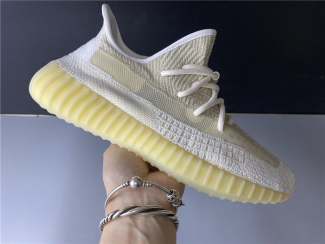 YEEZY BOOST 350 V2 NATURAL
