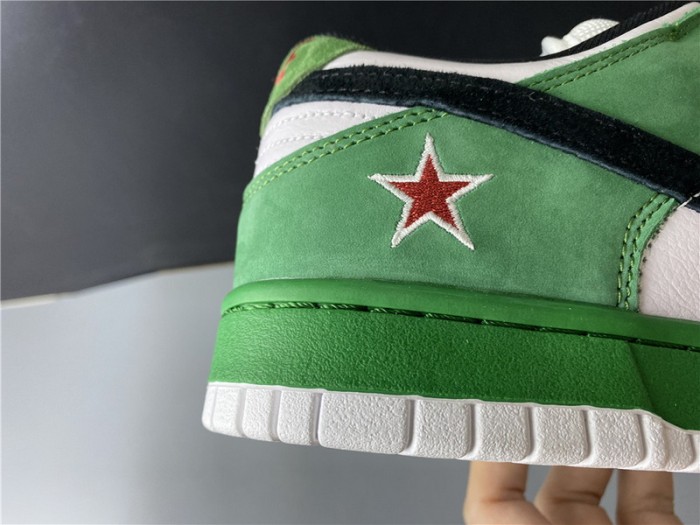 NIKE DUNK SB LOW HEINEKEN