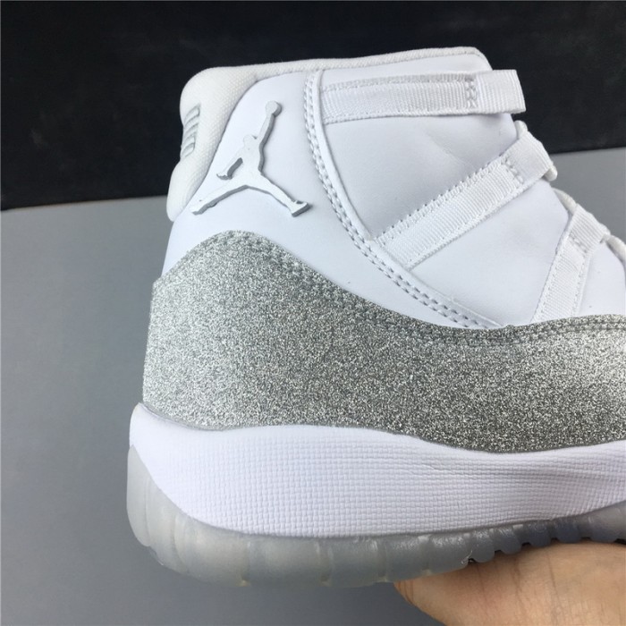 JORDAN 11 RETRO WHITE METALLIC SILVER (W)