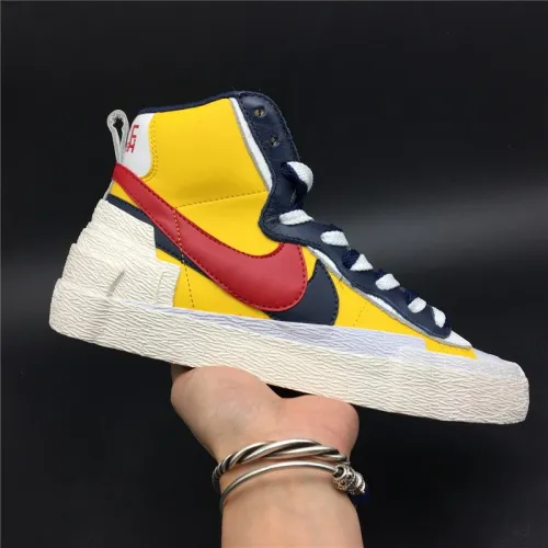 NIKE BLAZER MID SACAI SNOW BEACH