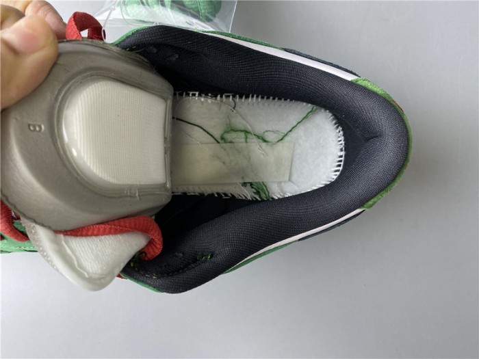 NIKE DUNK SB LOW HEINEKEN