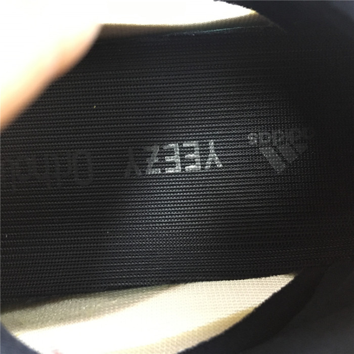 YEEZY 700 V3 AZAEL