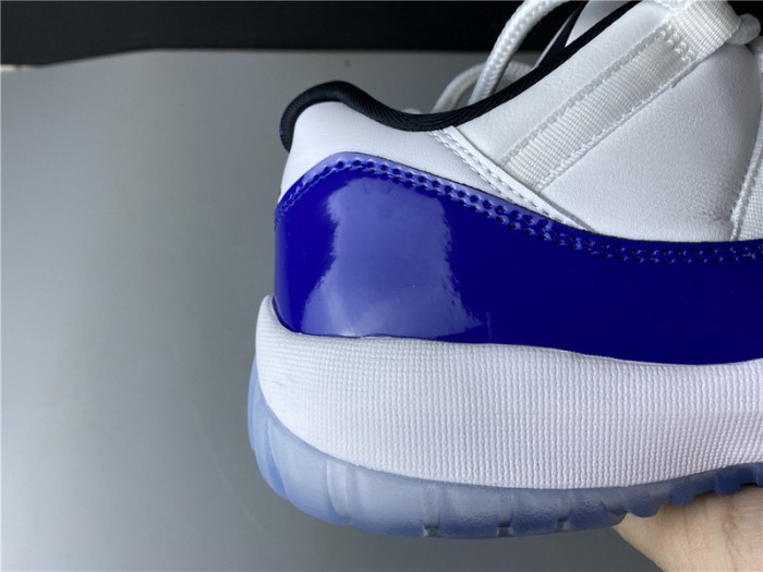 Jordan 11 Retro Low White Concord