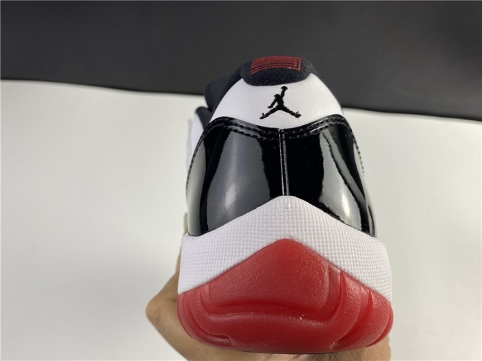 JORDAN 11 RETRO LOW CONCORD BRED