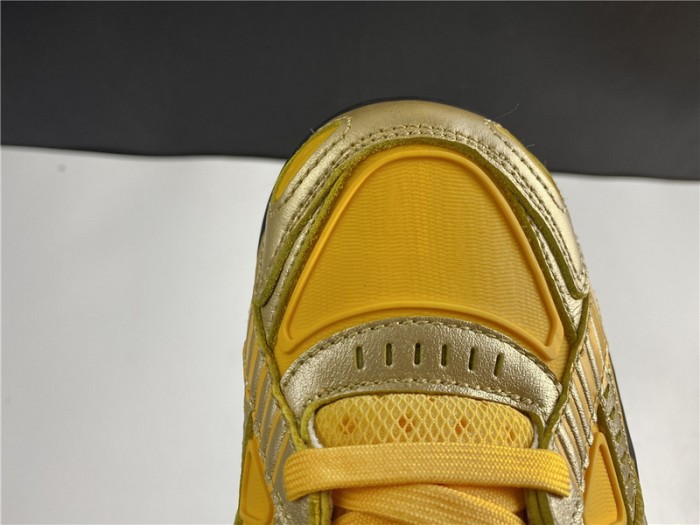 NIKE AIR RUBBER DUNK OFF-WHITE UNIVERSITY GOLD