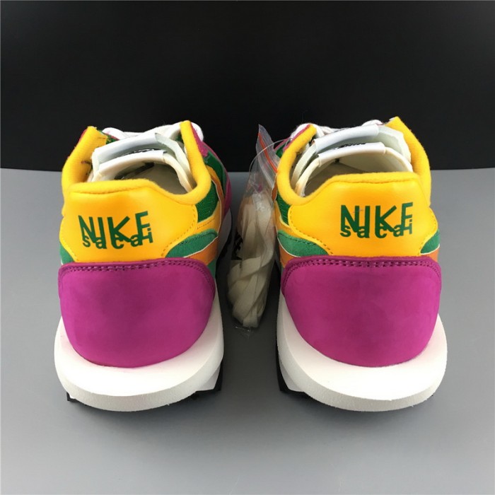 NIKE LD WAFFLE SACAI PINE GREEN