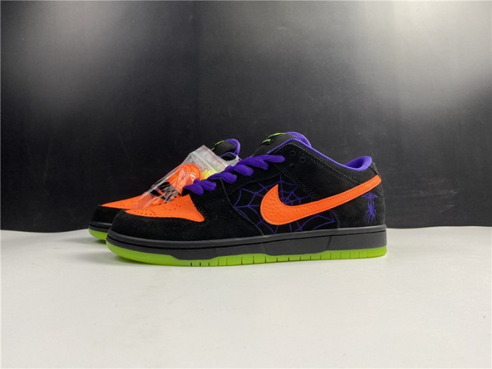 NIKE SB DUNK LOW NIGHT OF MISCHIEF HALLOWEEN