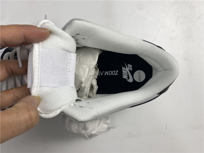 NIKE SB DUNK LOW YIN YANG