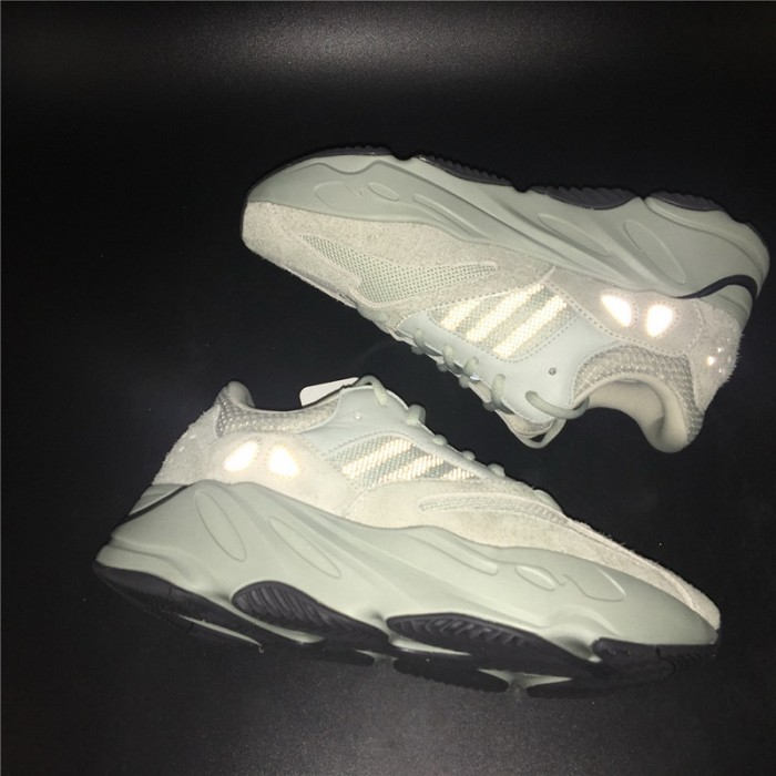 YEEZY BOOST 700 SALT