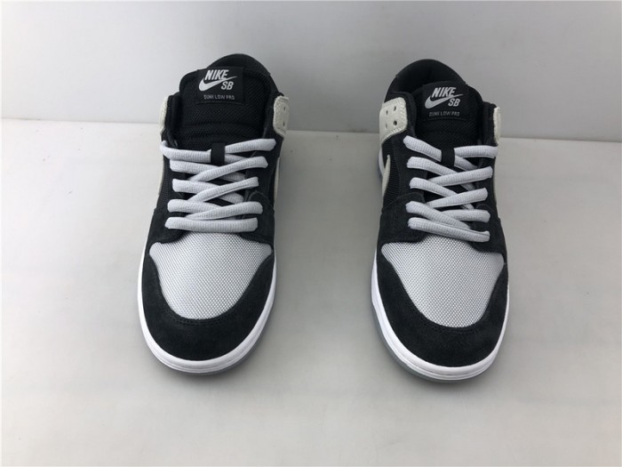 NIKE SB ZOOM DUNK LOW PRO BLACK/WOLF GREY-WHITE