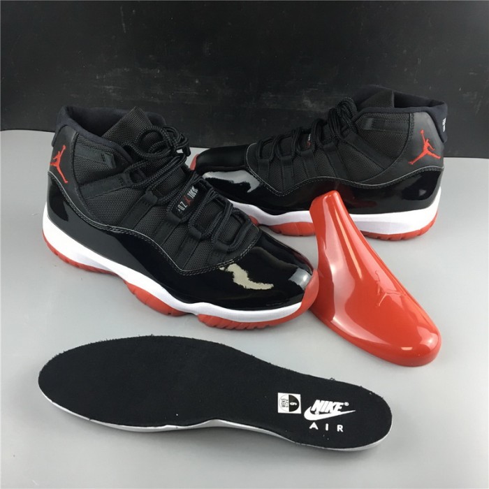 JORDAN 11 RETRO PLAYOFFS BRED