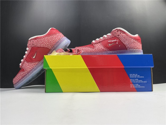 NIKE DUNK SB LOW STINGWATER MAGIC MUSHROOM